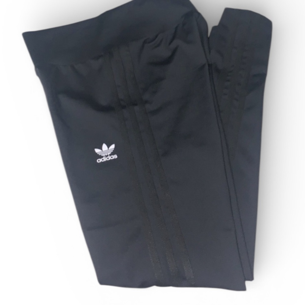Adidas Like New 3 Stripes All Black W/ White Logo leggings